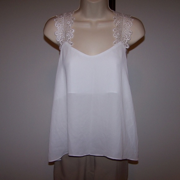 Alythea Tops - Alythea High Low Top Shirt Blouse Size Small NWT